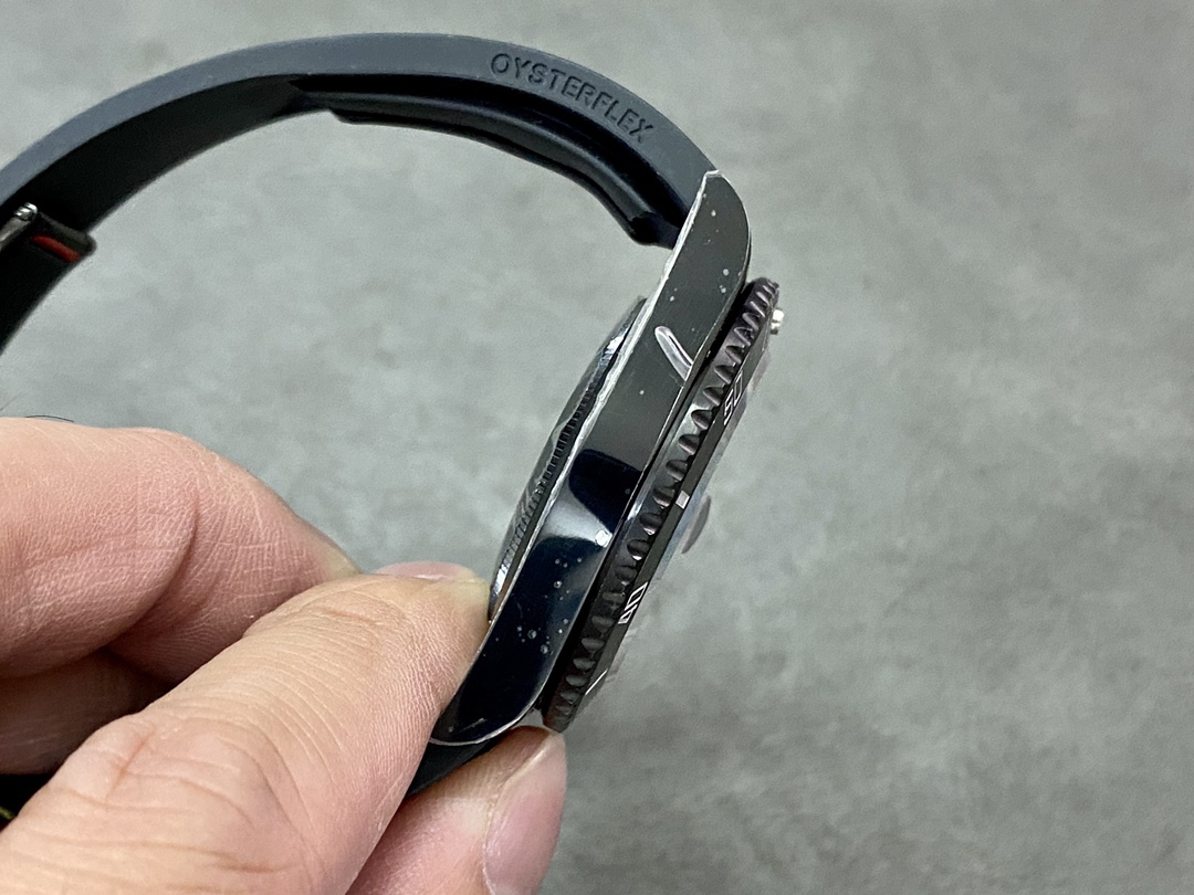 All black dive watch for men - 图片 6