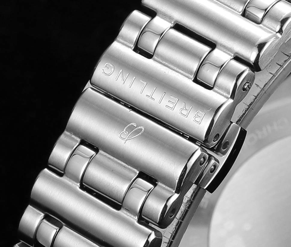 BREITLING, the mechanical chronograph series A32398101M1A1 - 图片 7