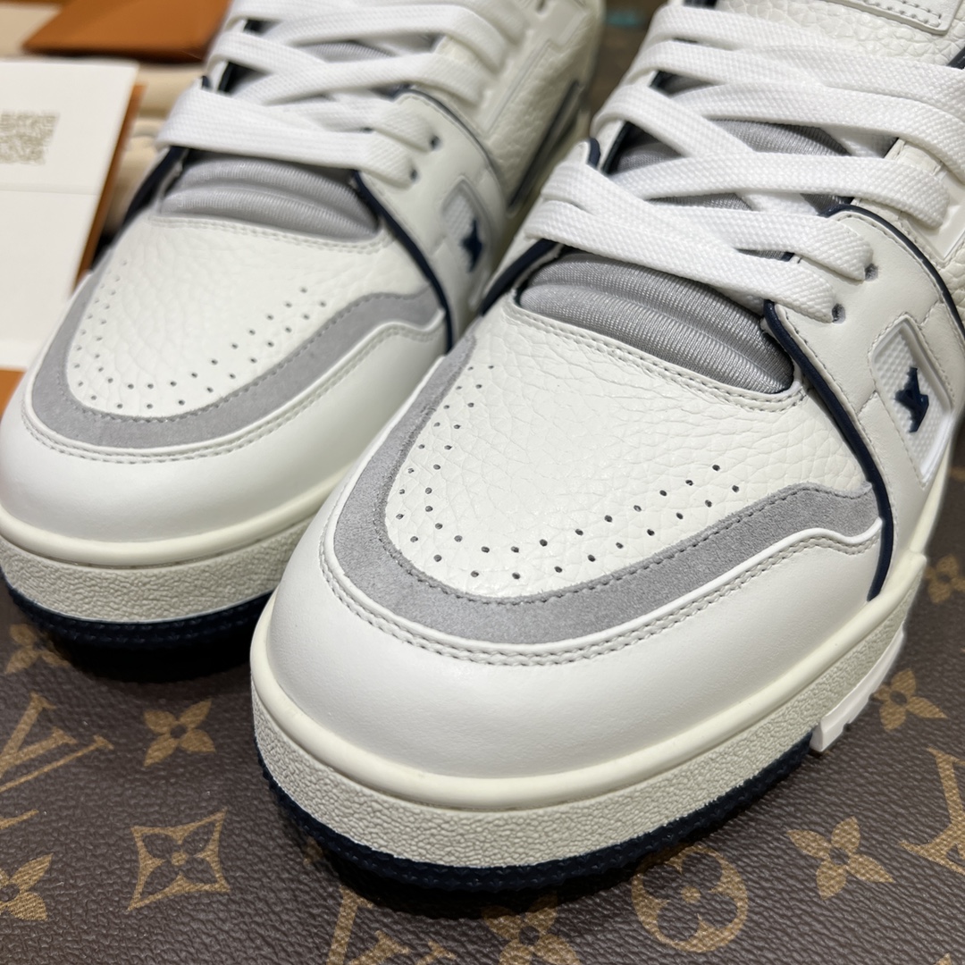The latest LV Trainer runway model - 图片 5