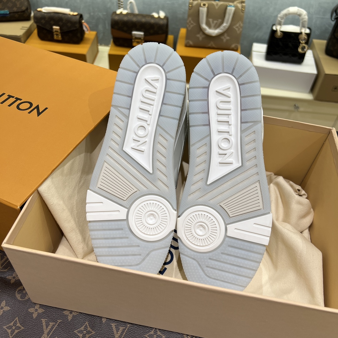 The latest LV Trainer runway model - 图片 10