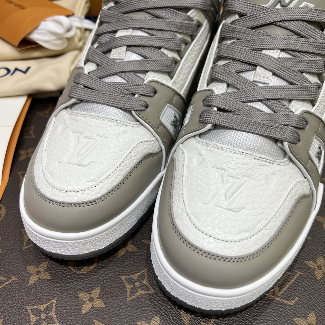 The latest LV Trainer runway model - 图片 5
