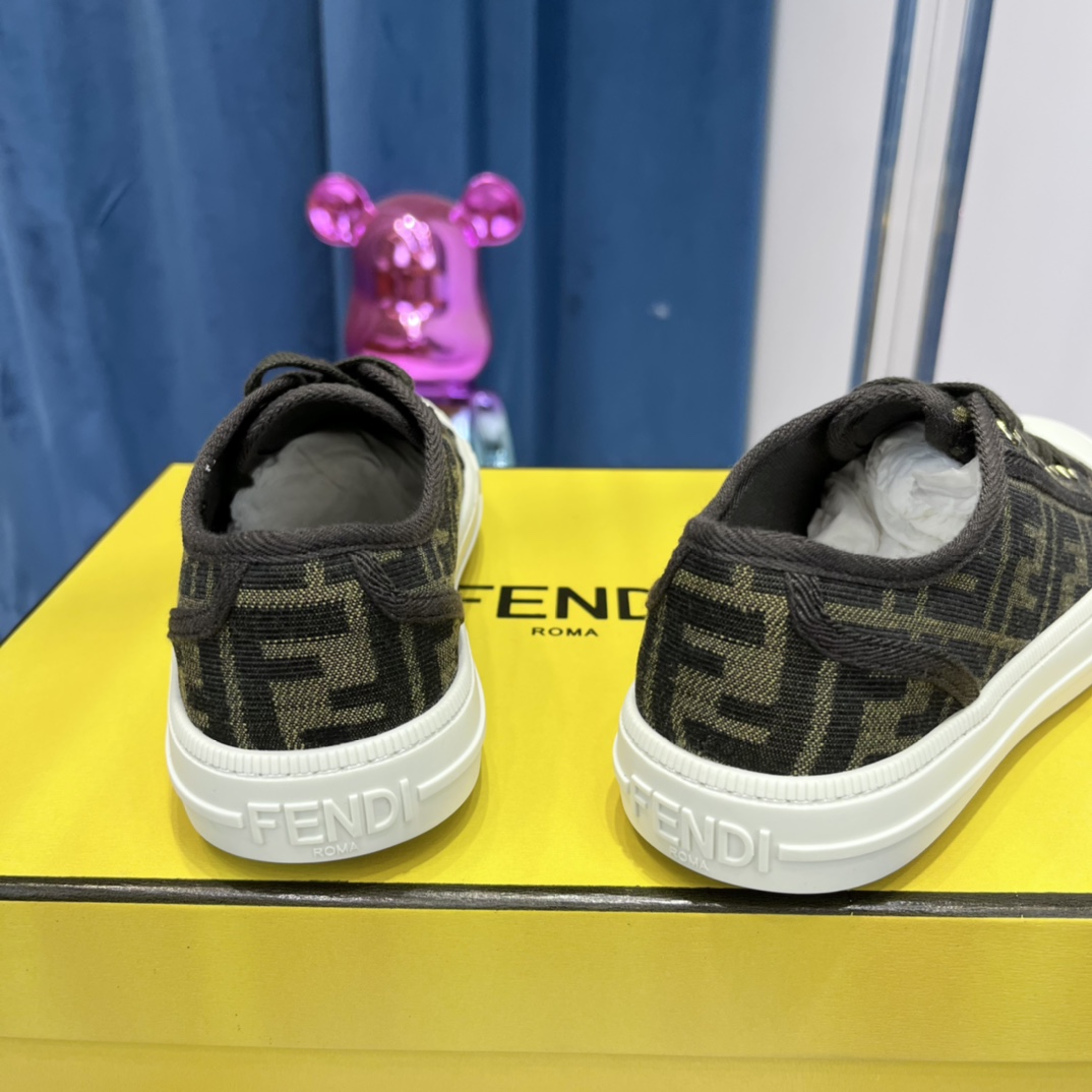 Versace x Fendi Match Collection - 图片 9