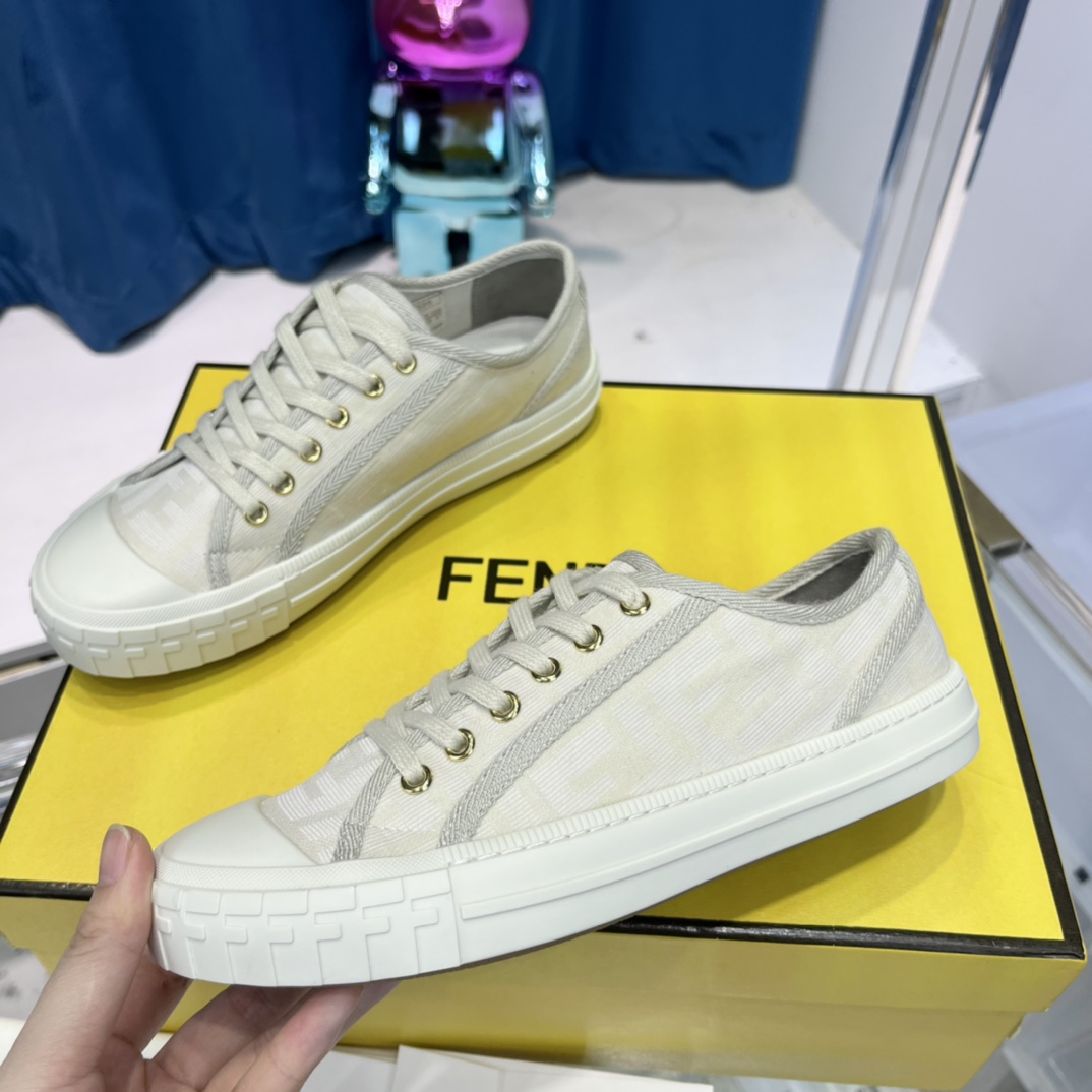 Versace x Fendi Match Collection - 图片 14