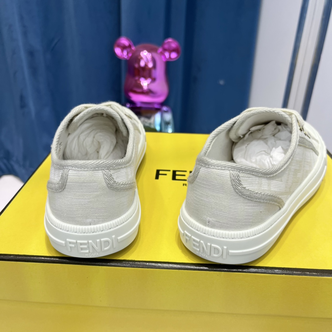 Versace x Fendi Match Collection - 图片 18