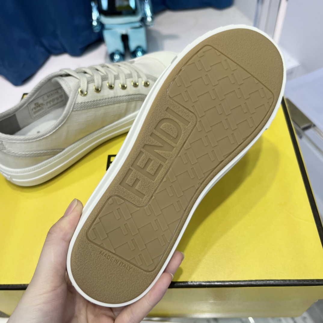 Versace x Fendi Match Collection - 图片 19