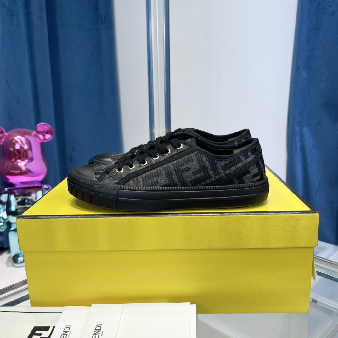 Versace x Fendi Match Collection - 图片 20