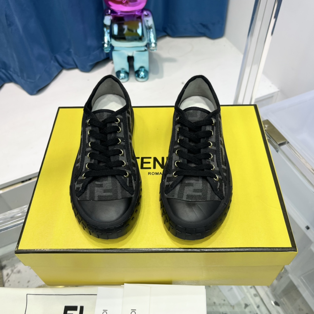 Versace x Fendi Match Collection - 图片 22