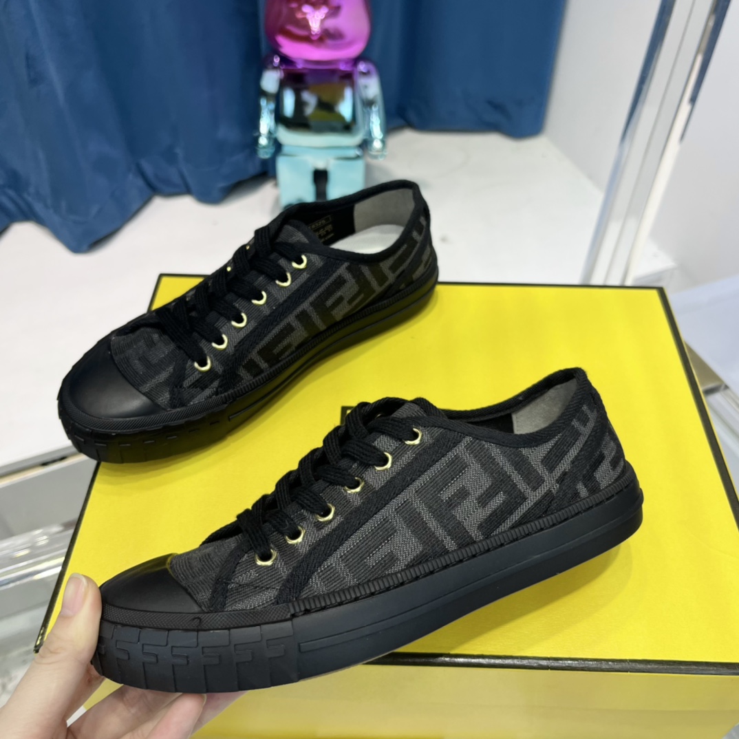 Versace x Fendi Match Collection - 图片 23