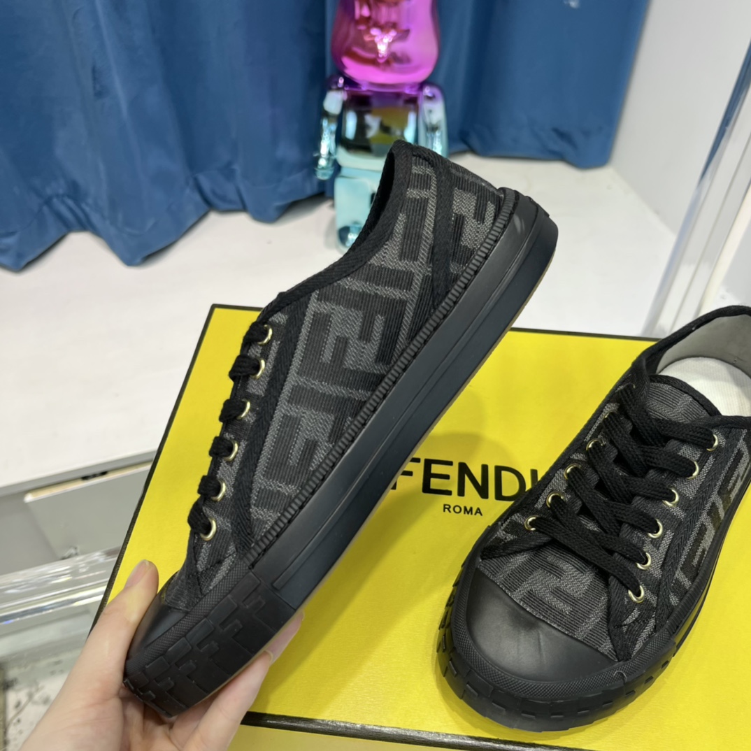 Versace x Fendi Match Collection - 图片 24
