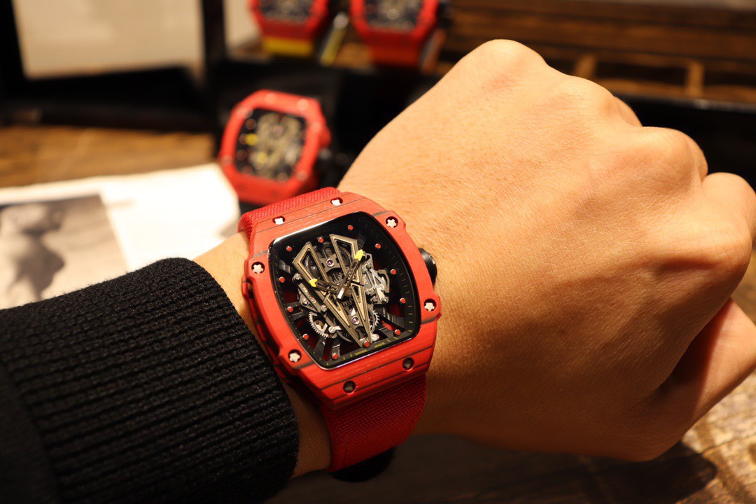 Roaring Bull, made of - 图片 2