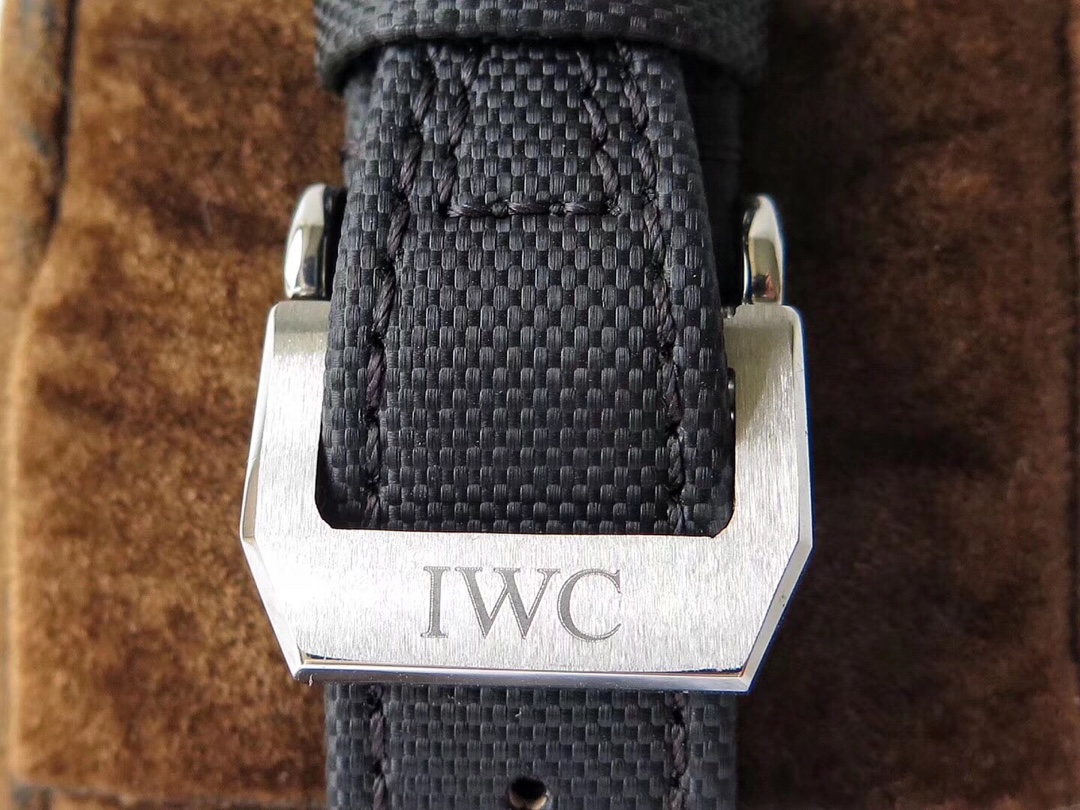 Technology Leads Fashion - 图片 9