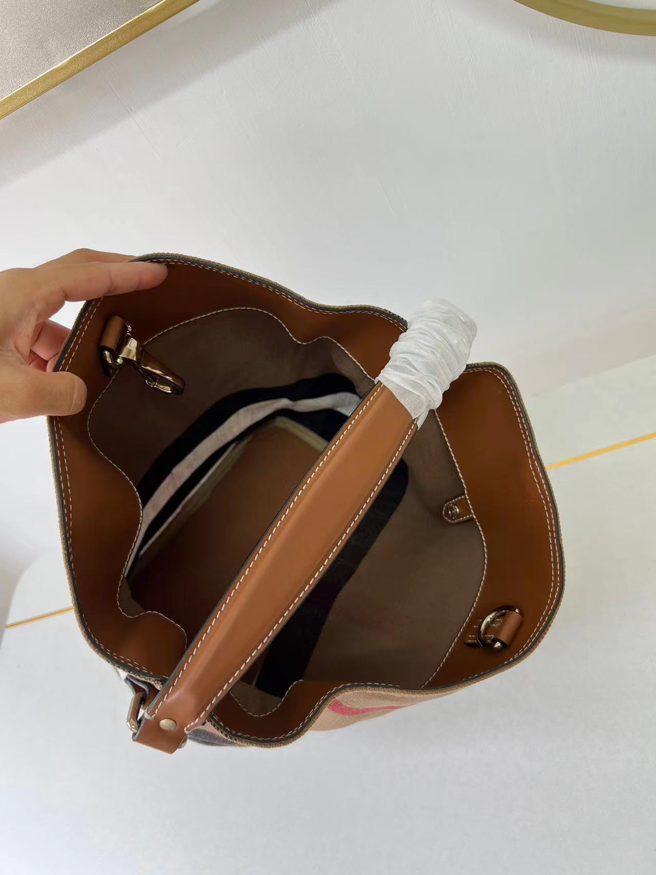 Burberry-2 - 图片 5