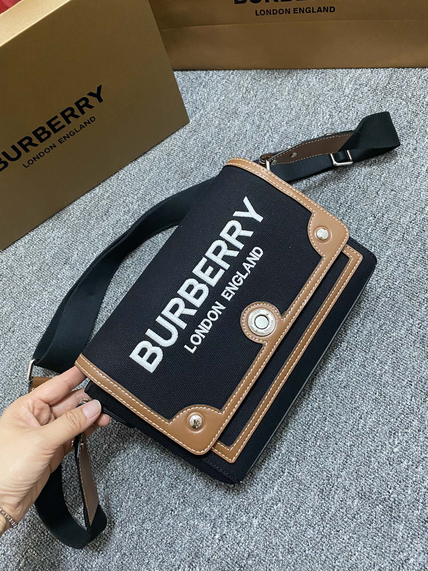 Burberry-18 - 图片 2