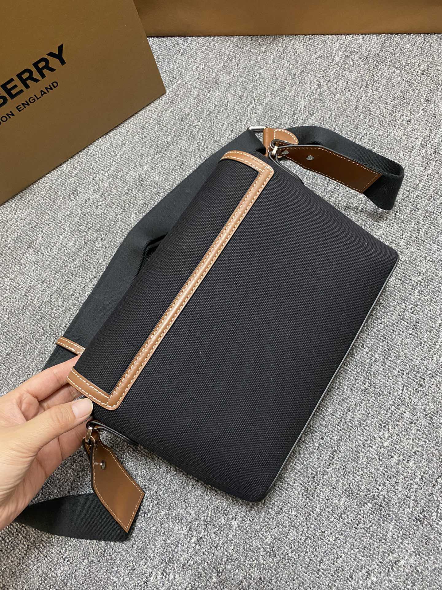 Burberry-18 - 图片 9