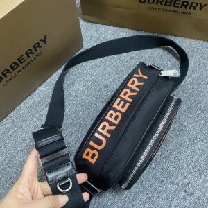 Burberry-19