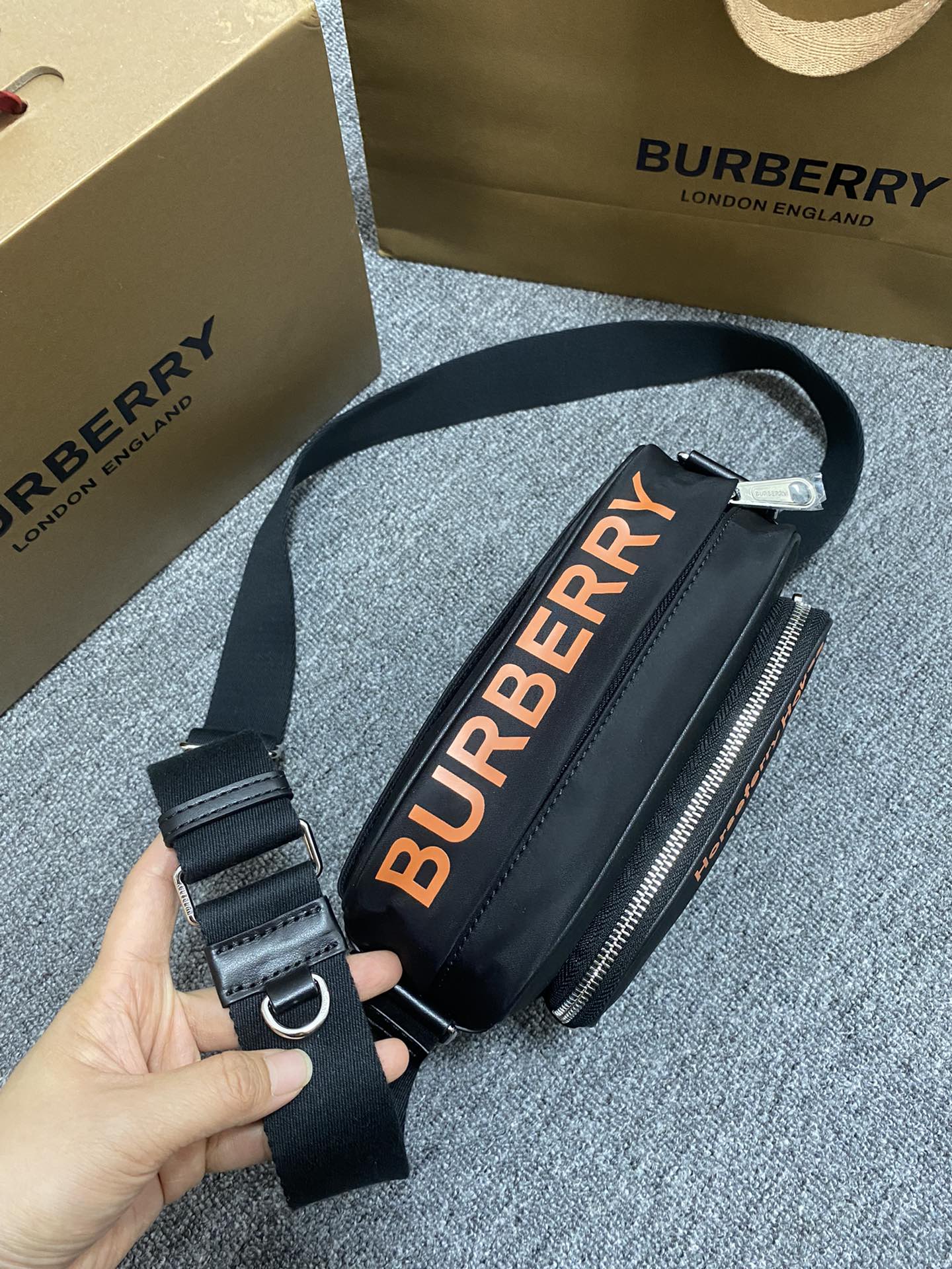 Burberry-19