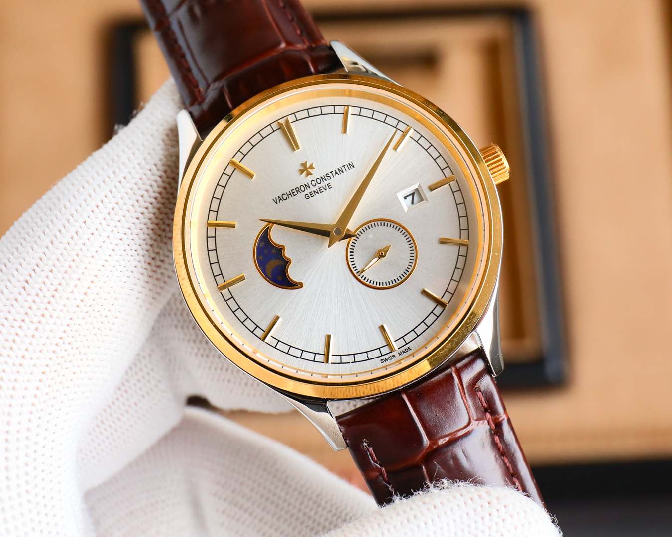 Constantin uses a simple 2.5 hand layout - 图片 2