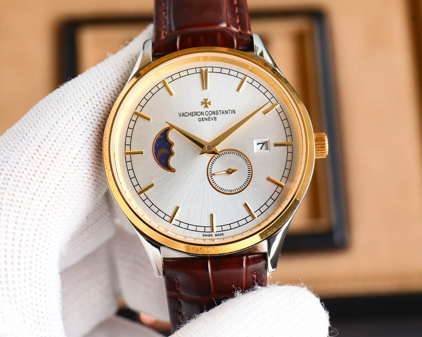 Constantin uses a simple 2.5 hand layout - 图片 3