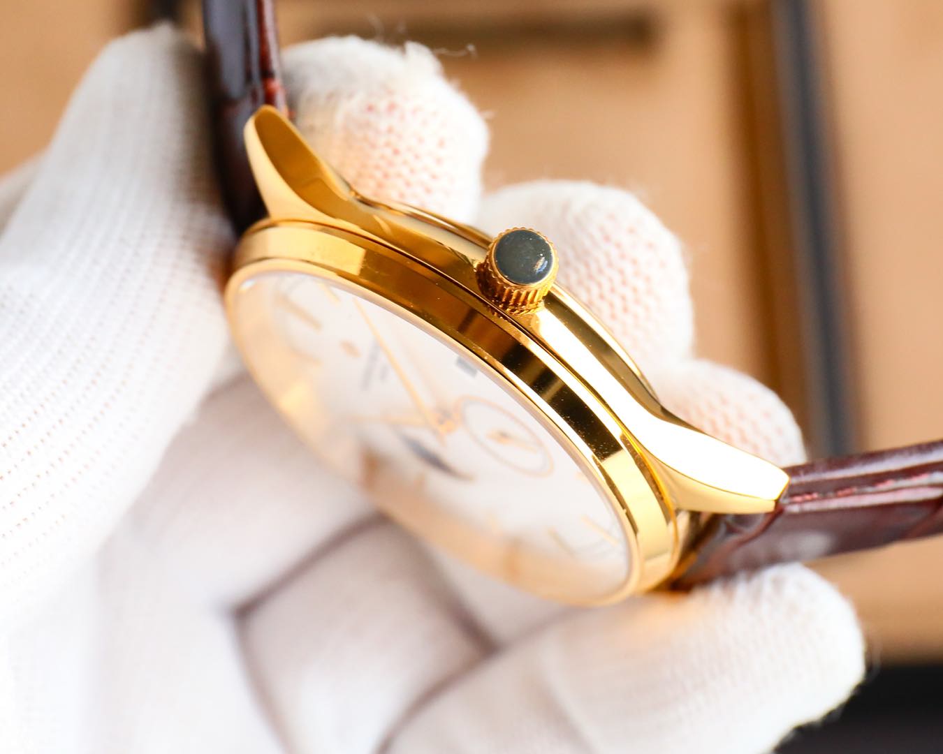 Constantin uses a simple 2.5 hand layout - 图片 8