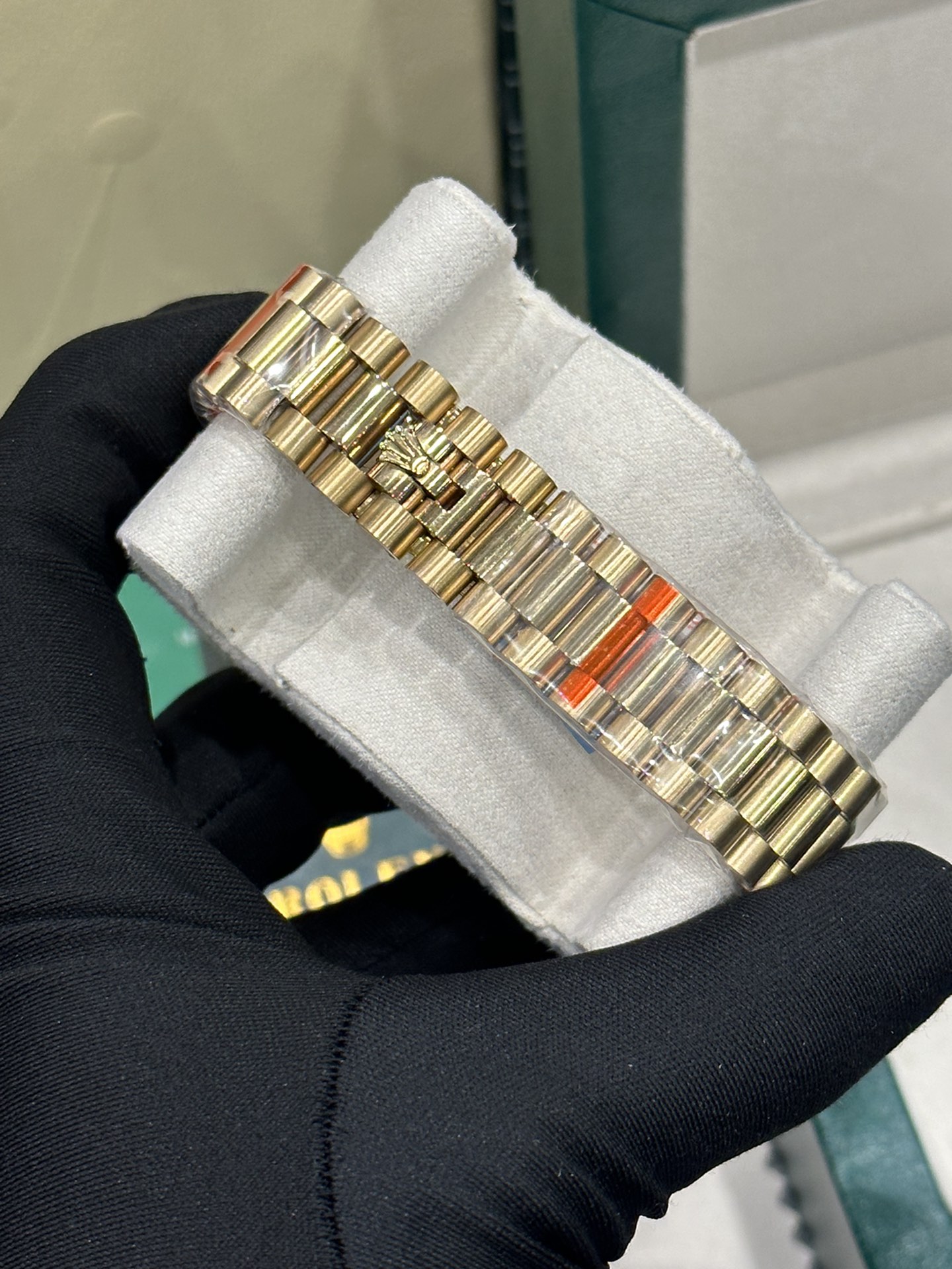 Sunday calendar type fully diamond watch - 图片 8