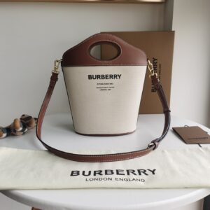 Burberry-30