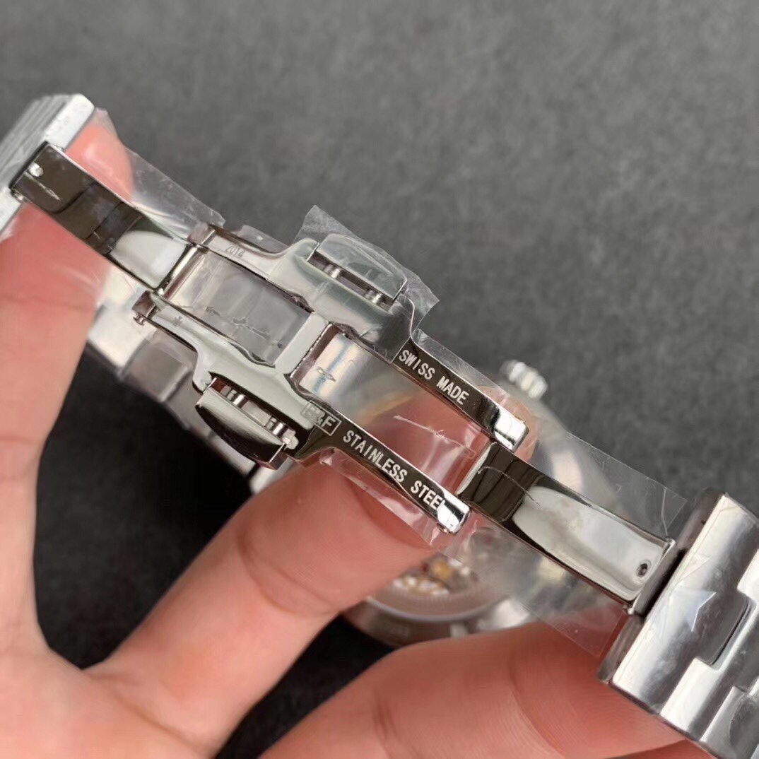 First Tourbillon - 图片 4