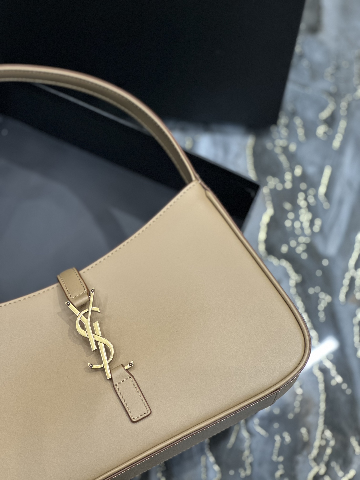 Saint Laurent-8 - 图片 24