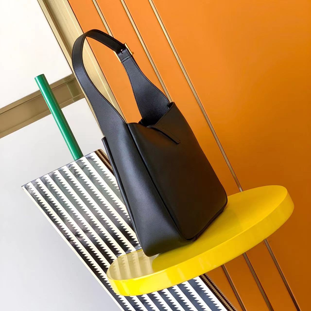 Saint Laurent-12 - 图片 3