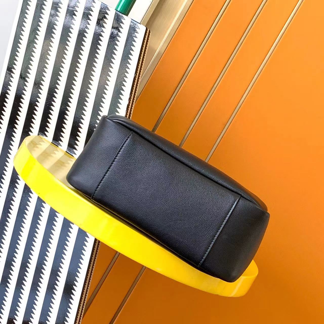 Saint Laurent-12 - 图片 5