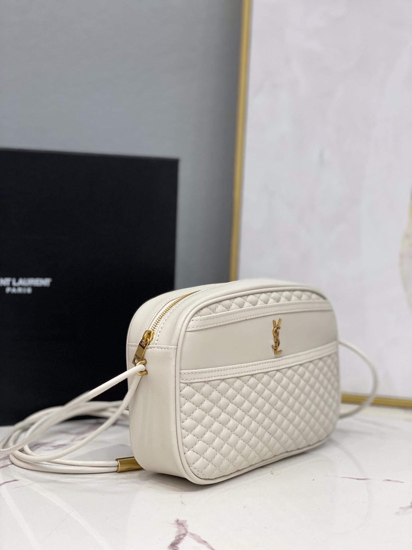 Saint Laurent-18 - 图片 12