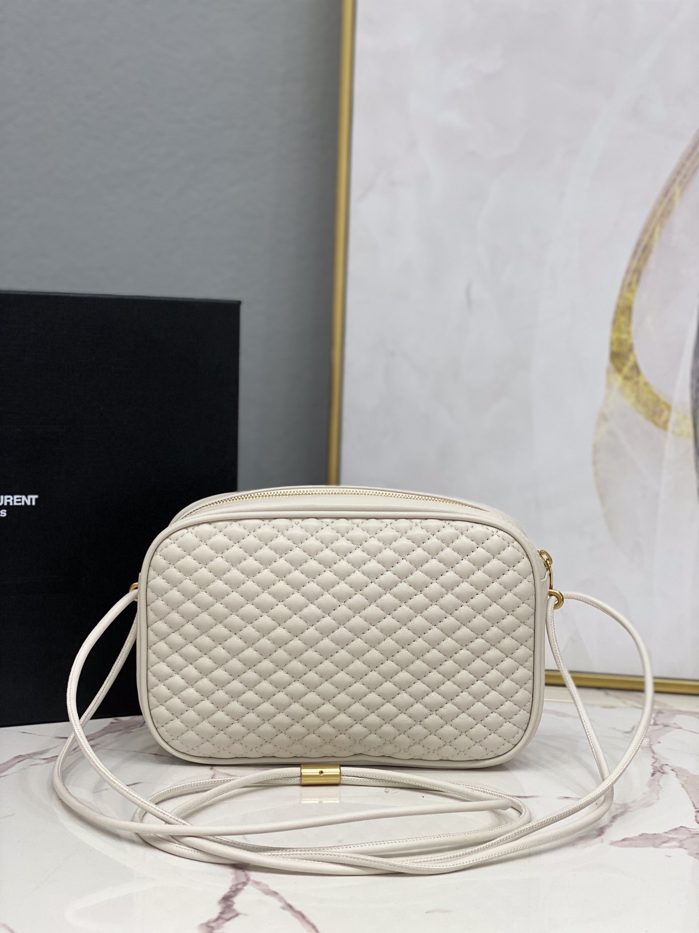 Saint Laurent-18 - 图片 13