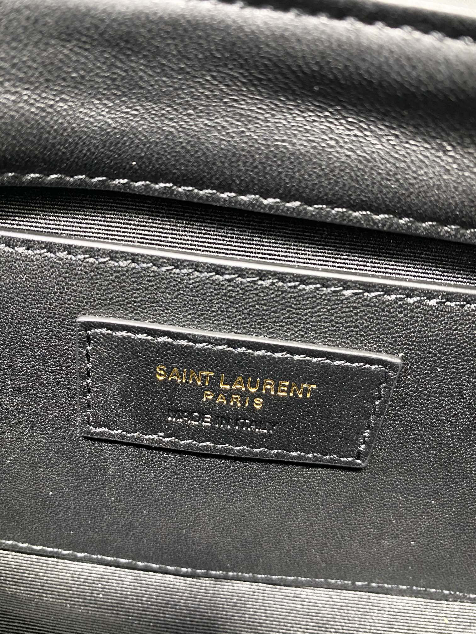 Saint Laurent-20 - 图片 19