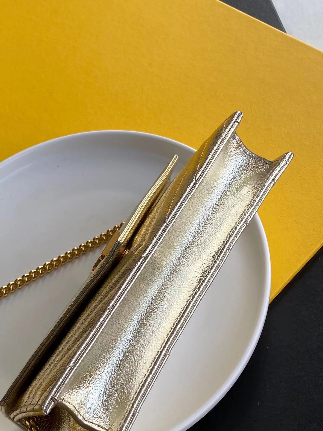 Saint Laurent-23 - 图片 4