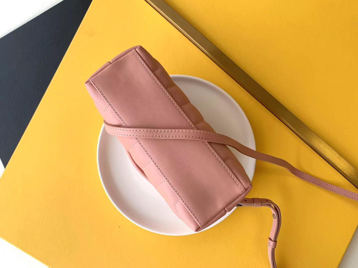 Saint Laurent-25 - 图片 5