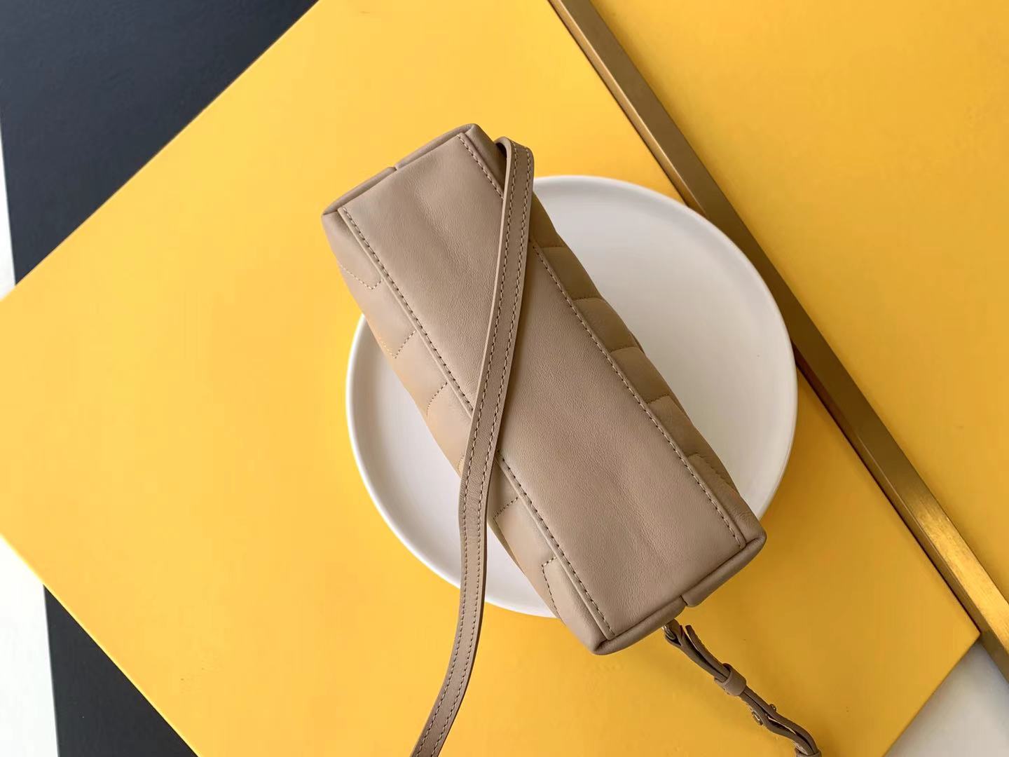 Saint Laurent-25 - 图片 22