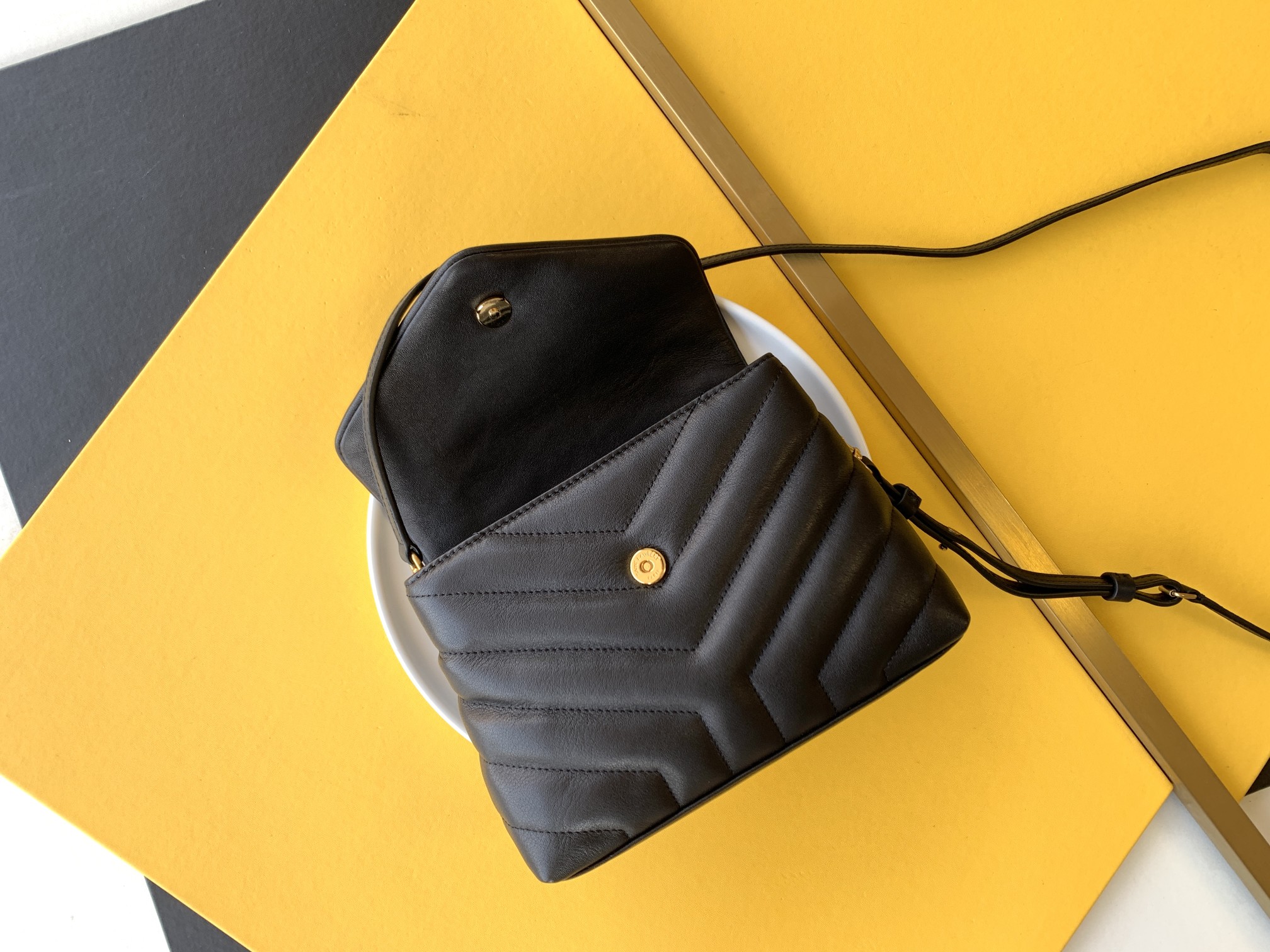 Saint Laurent-25 - 图片 53