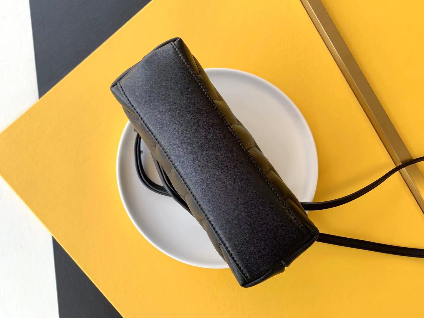 Saint Laurent-25 - 图片 57