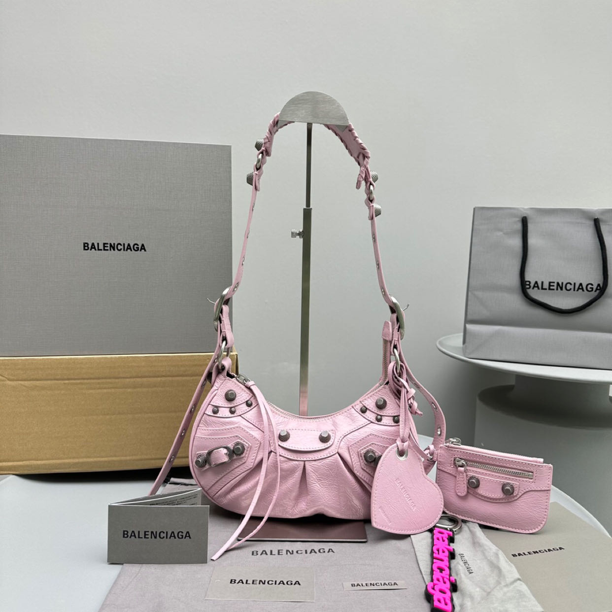 balenciaga-1 - 图片 2